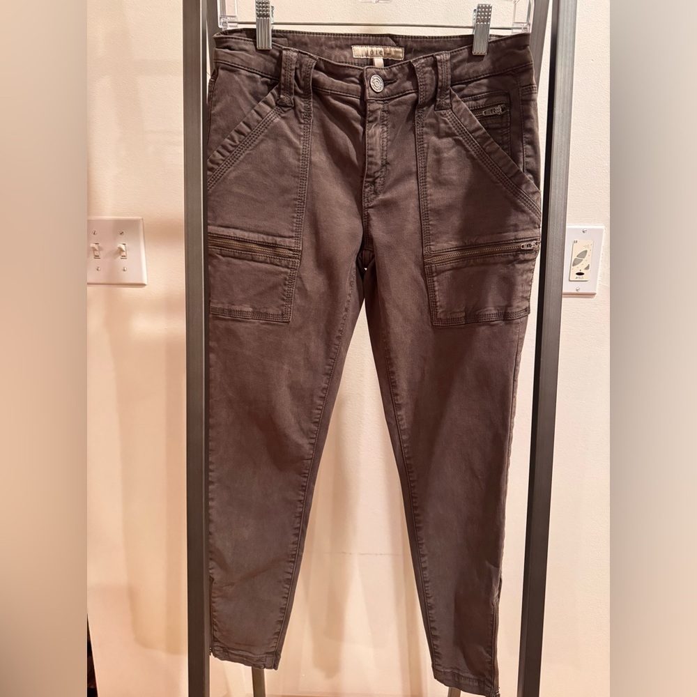 Joie pants
